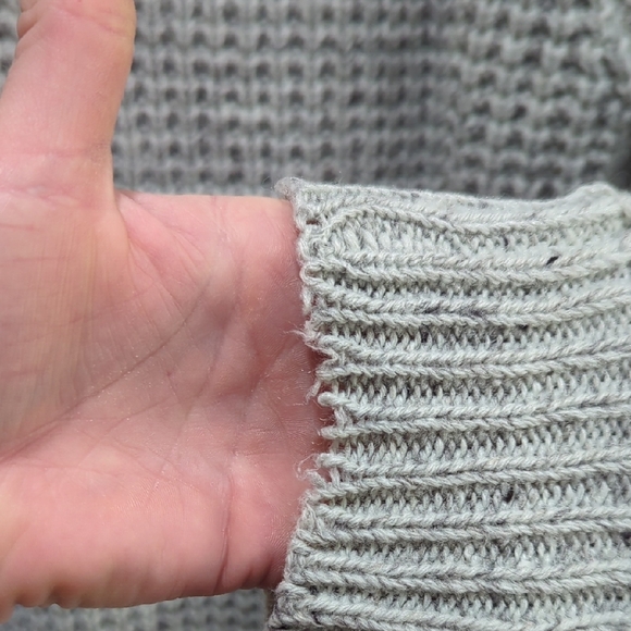 Vintage Oleg Cassini Gray Cable Knit Cardigan - Picture 7 of 12